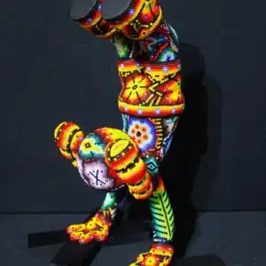 CHROMA aka Rick Wolfryd Pie de Mano Mini de la Serie Huichol 2023