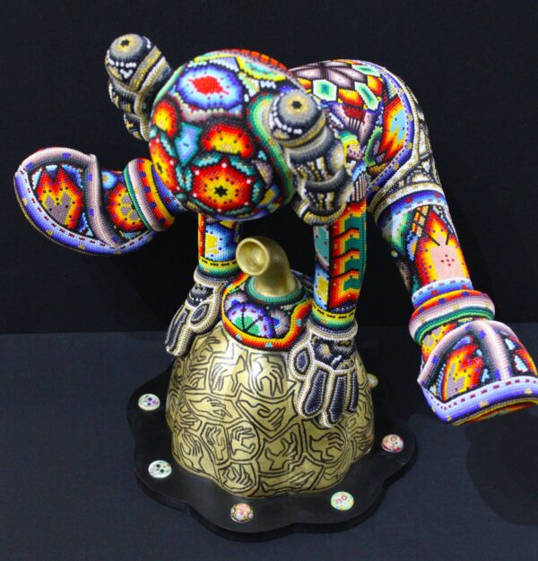 CHROMA aka Rick Wolfryd Salto de rana de la Serie Huichol 2024