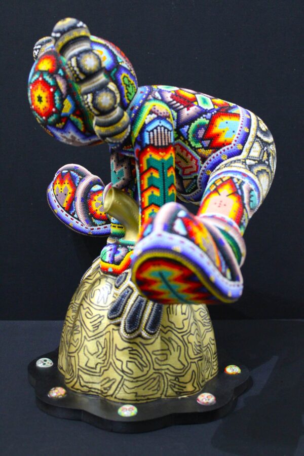 CHROMA aka Rick Wolfryd Salto de rana de la Serie Huichol 2024
